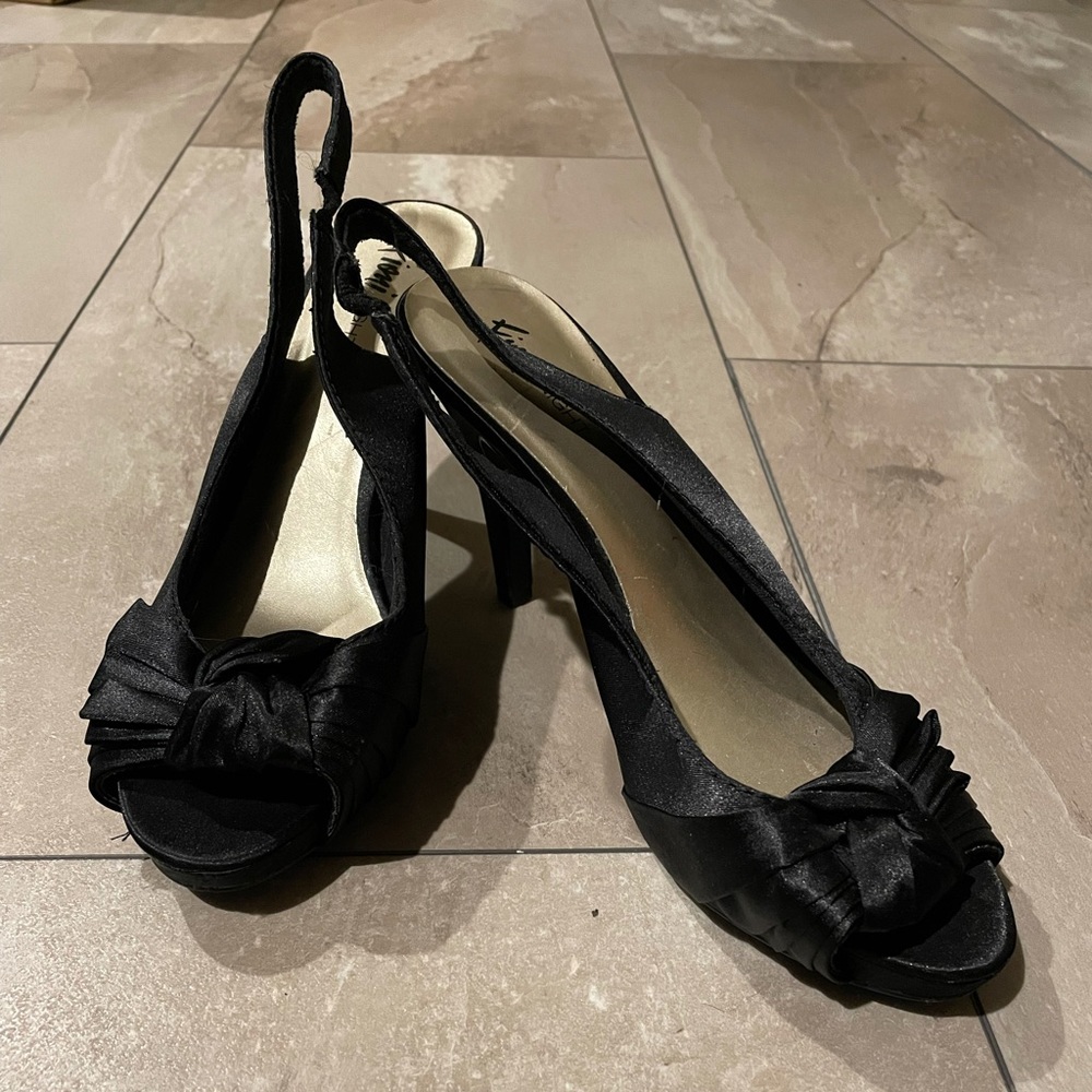 Fiona Black Heels